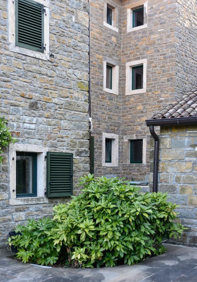 L'Abbraccio Della Quercia Apartment Momjan Exterior photo