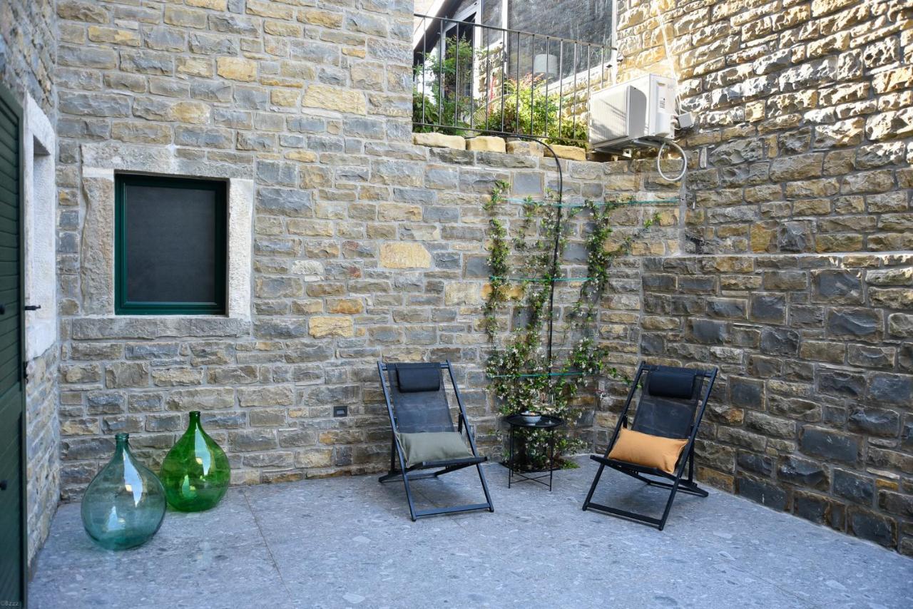 L'Abbraccio Della Quercia Apartment Momjan Exterior photo